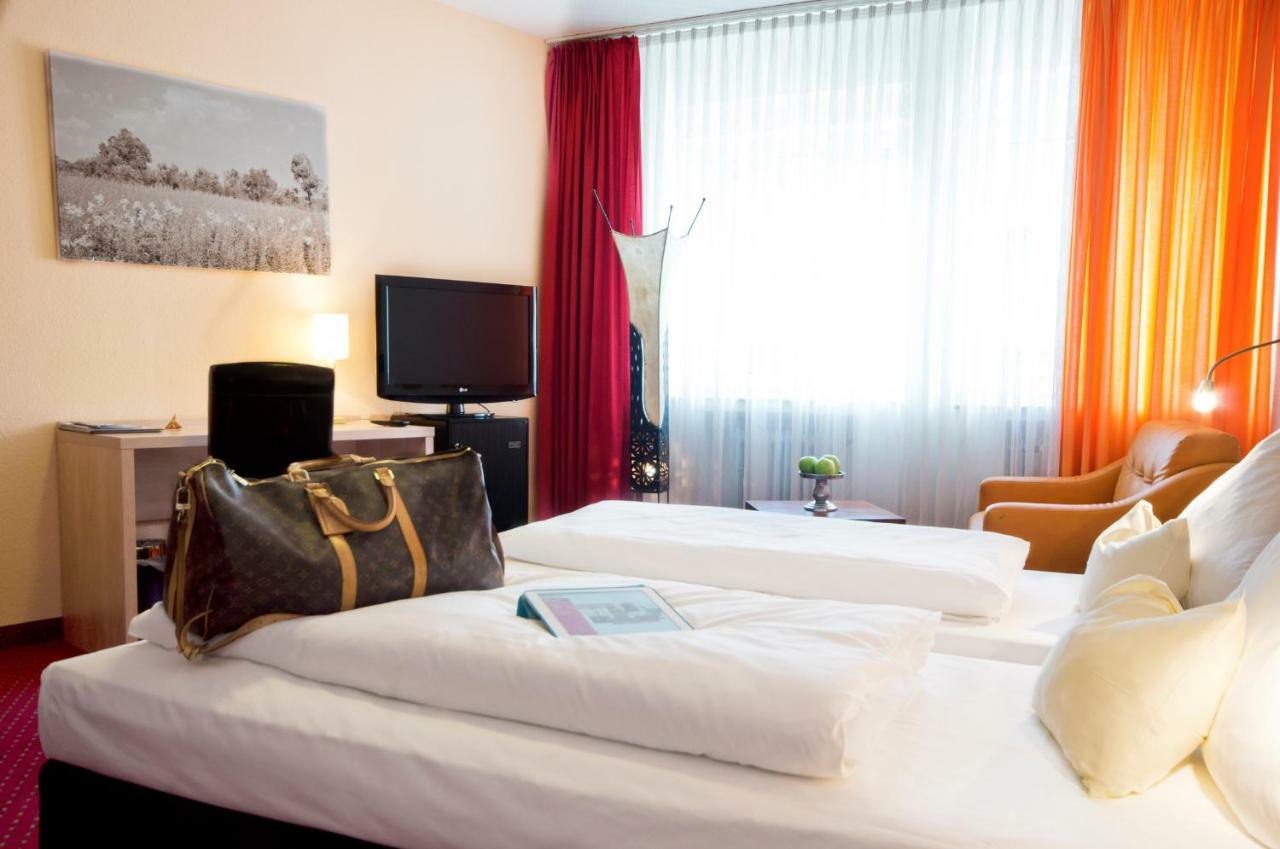 Hotel Cascade Superior Dusseldorf Ngoại thất bức ảnh